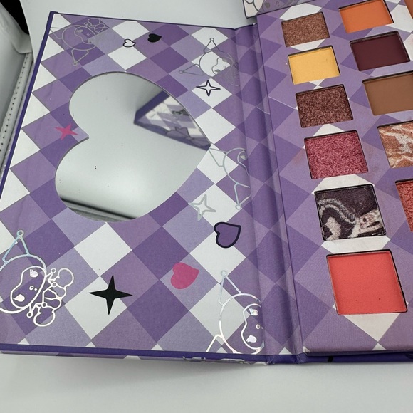 Kuromi Purple Eyeshadow Palette- New - Picture 5 of 5